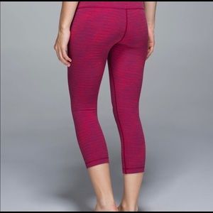 Lululemon Wunder Under II Bumble Berry Crop